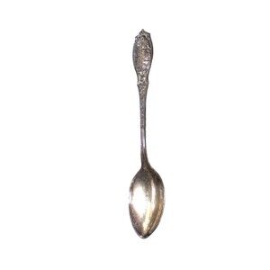 Qubec Canada Sterling Silver Souvenir Spoon 4" Engraved